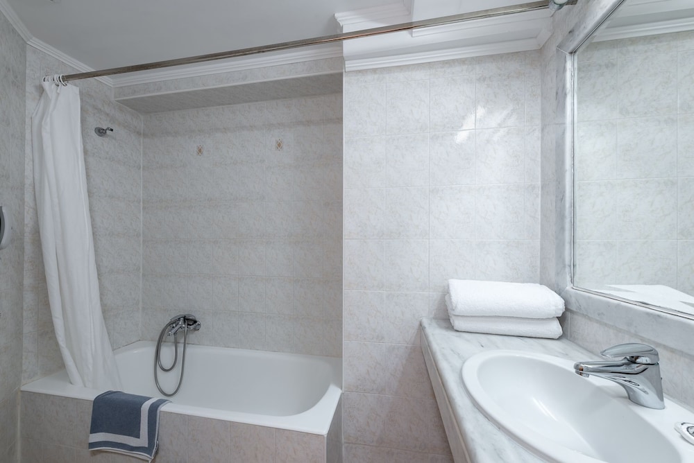 Twin Room, Sea View photo 3