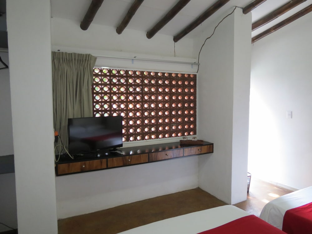 Basic Double Room photo 3
