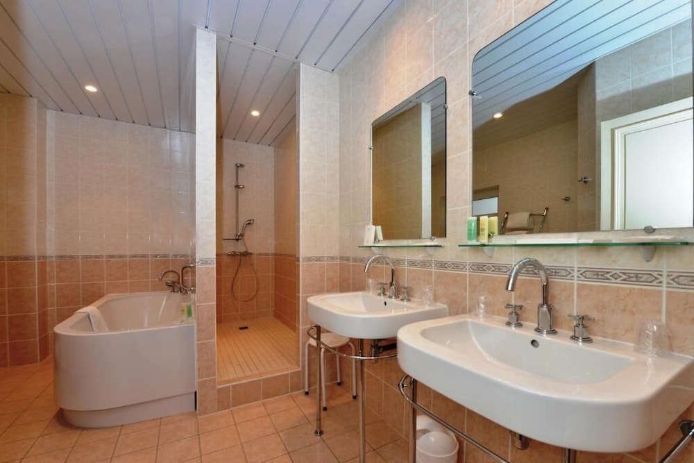 Family Quadruple Room, Private Bathroom (Chambre familiale) photo 2