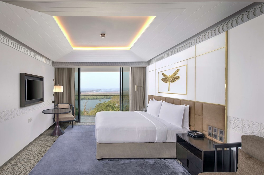 Presidential Suite, River View photo 3