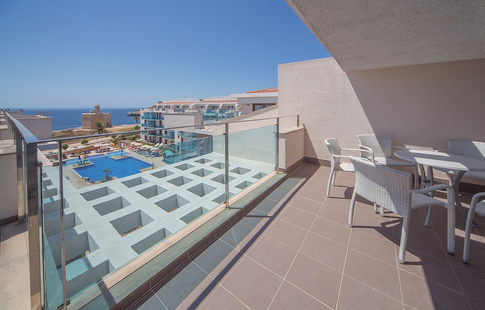 Ático, 2 habitaciones, vista al mar (tipo dúplex)
