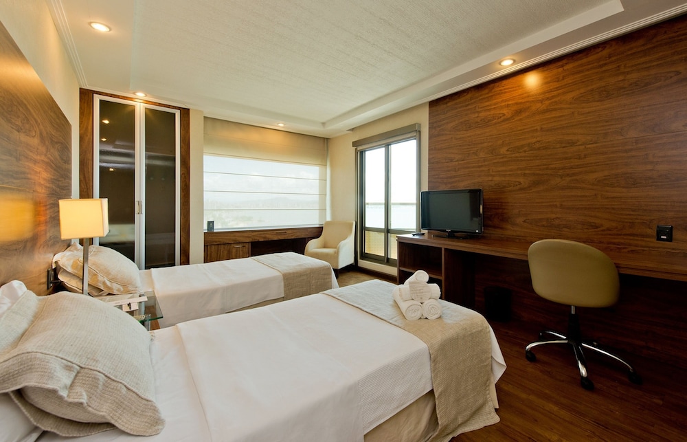 Deluxe Double Room Single Use