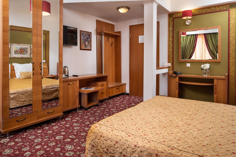 Standard Room, Balcony - Photo 3