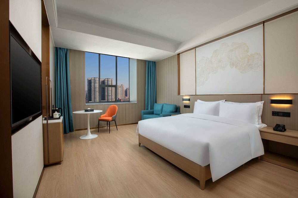 Superior Room, 1 King Bed, Non Smoking photo 1
