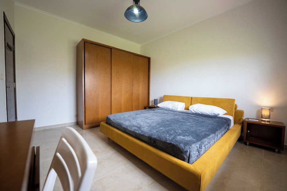 Deluxe Apartment, 2 Bedrooms, Sea View photo 2