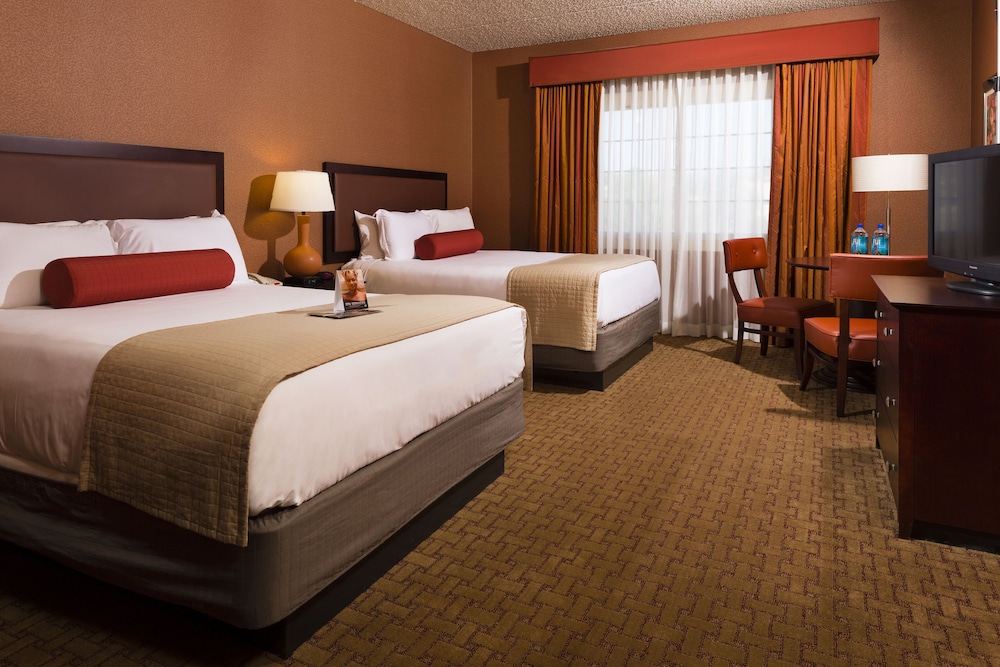 Resort Queen Room - Photo 1