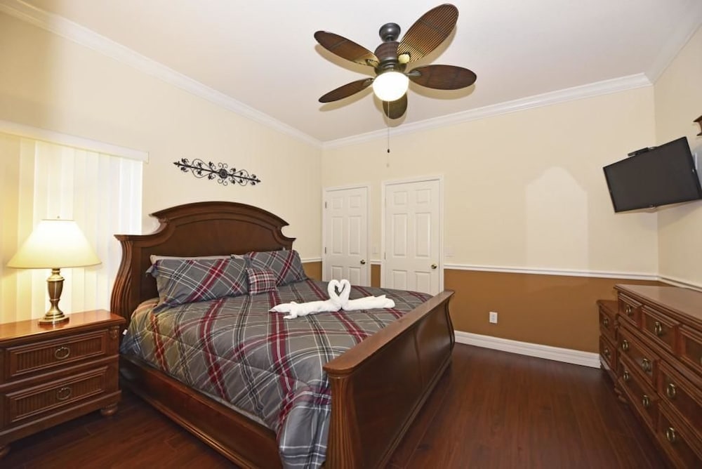 Family House, 4 Bedrooms photo 1