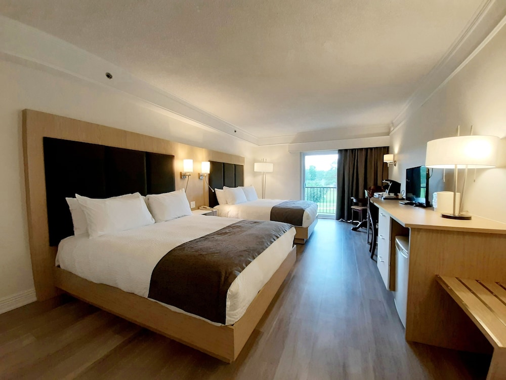 Signature Room, 2 Queen Beds, Mountainside - Photo 1