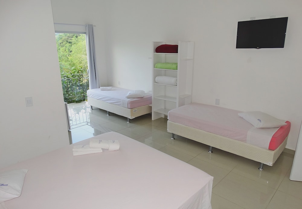 Deluxe Quadruple Room, Ground Floor photo 3