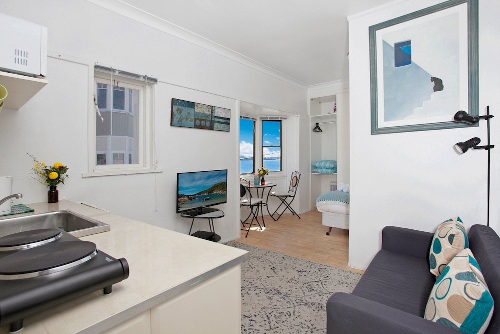 Beach House Apartment 1 photo 3