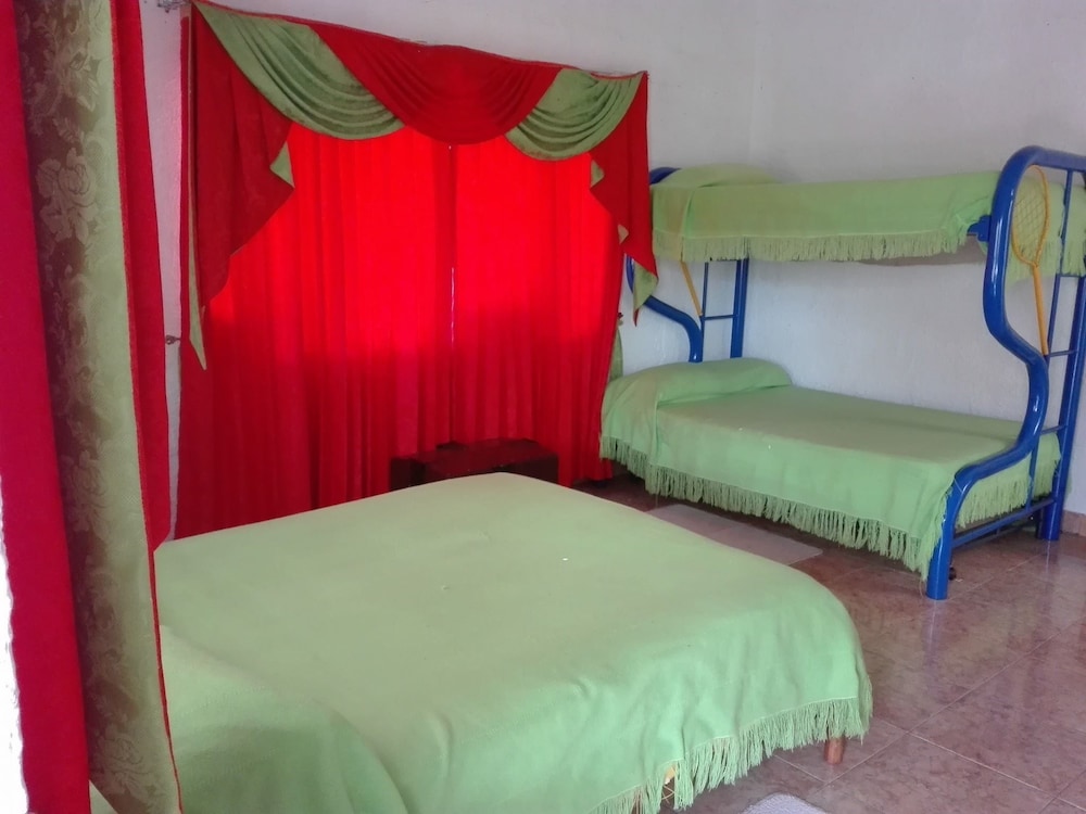 Quadruple Room, Multiple Beds photo 1