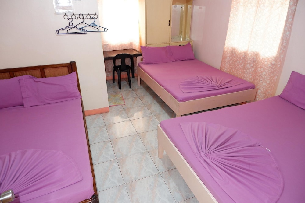 Basic Room, Multiple Beds, Balcony photo 1