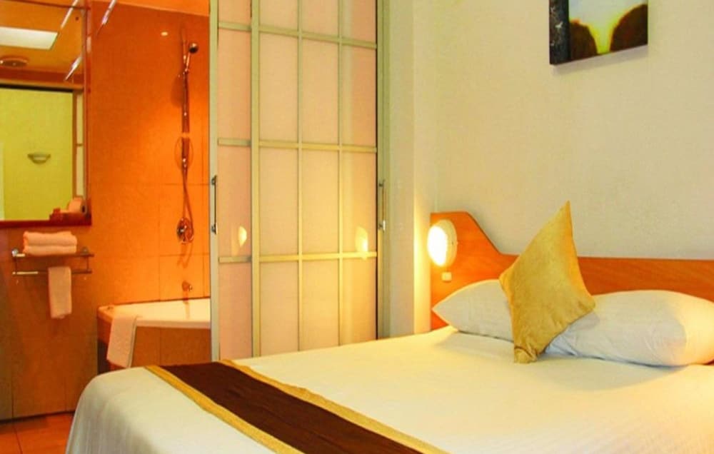 Hillcrest Standard Room photo 3