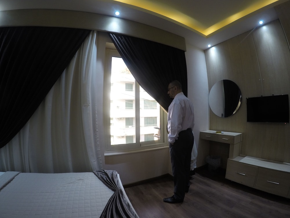 Deluxe Twin Room - Photo 10