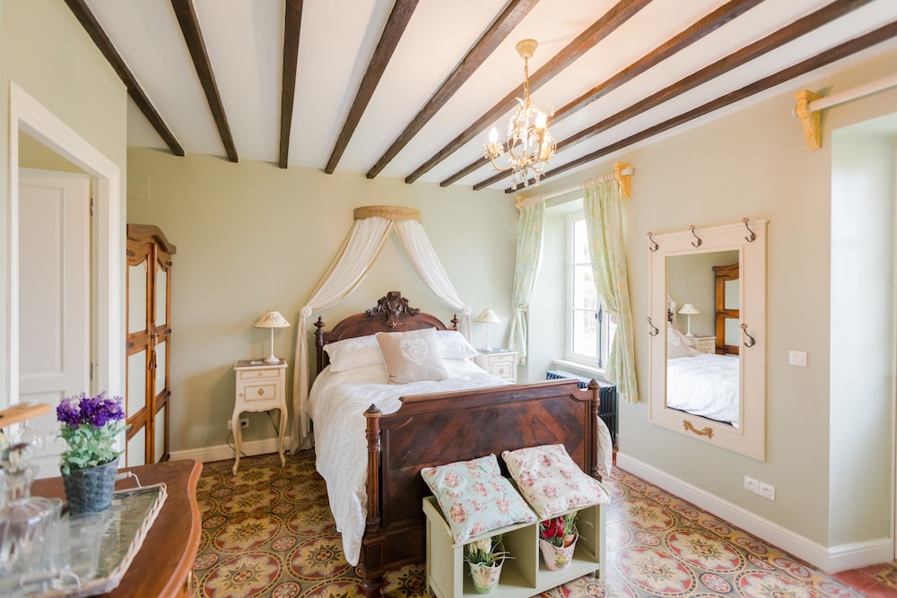 Deluxe Double Room (Garden Room) photo 1