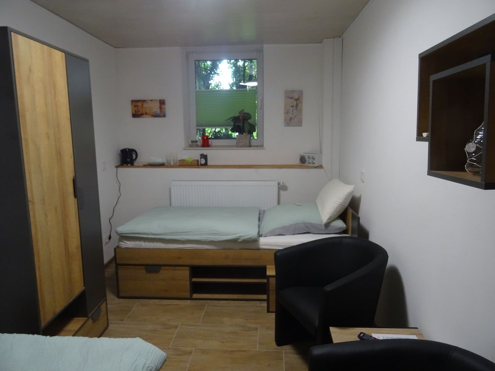 Classic Twin Room, 2 Twin Beds, Non Smoking, Private Bathroom photo 2