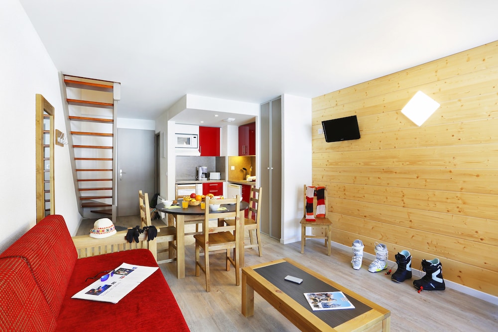 Apartment, 2 Bedrooms (6 pax) photo 1