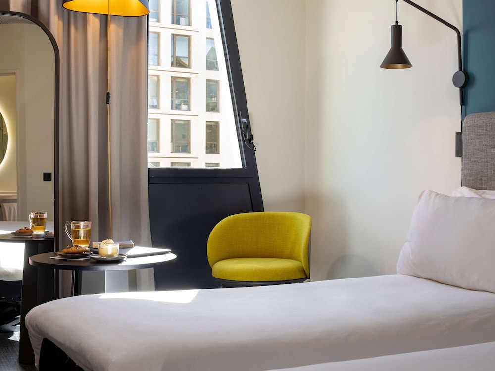Standard Room, 2 Twin Beds - Photo 7