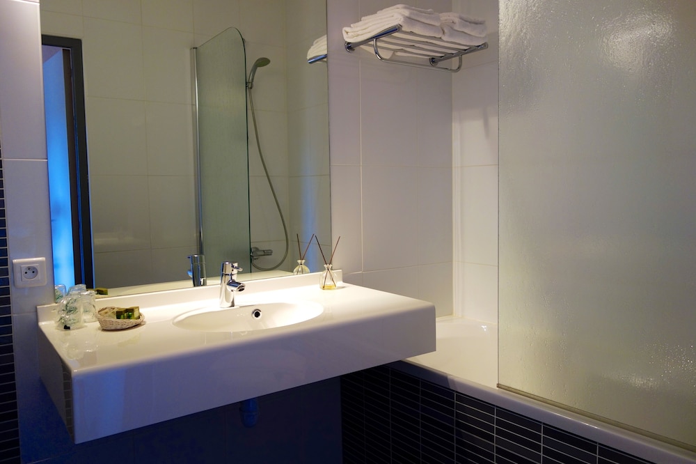 Double or Twin Room photo 2