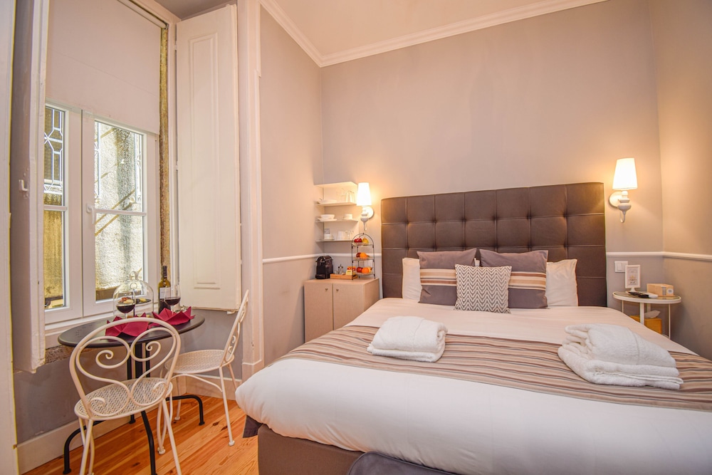Design Suite, 1 Bedroom, 2 Bathrooms, City View photo 2