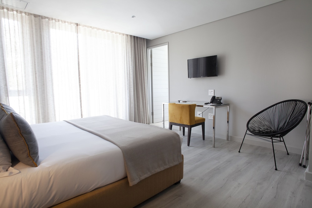 Superior Deluxe Room - Photo 5