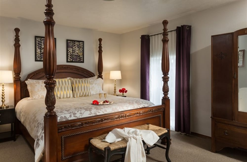 Suite, Private Bathroom (Bell Tower Suite)