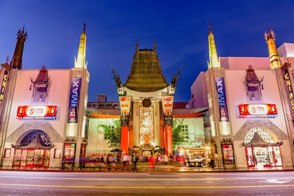 Stylish Getaway W Pool GYM Parking 10 Min to Cedar, Billede 6