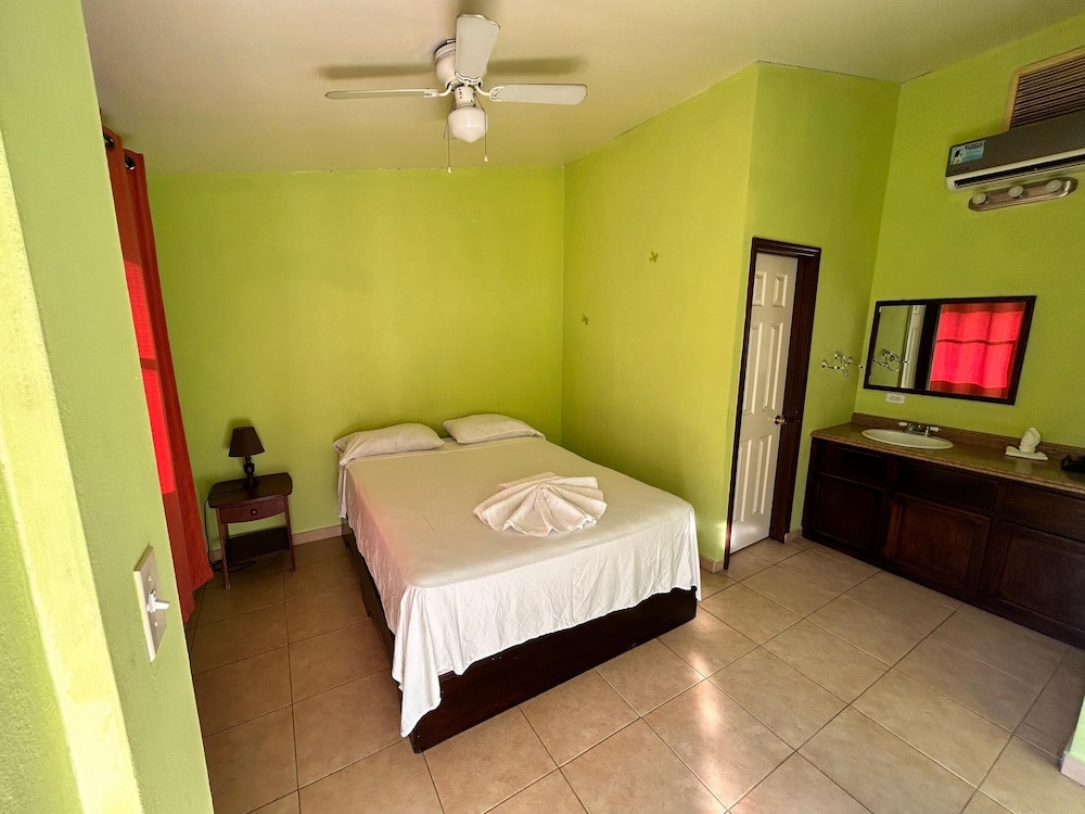 Superior Room, 1 King Bed