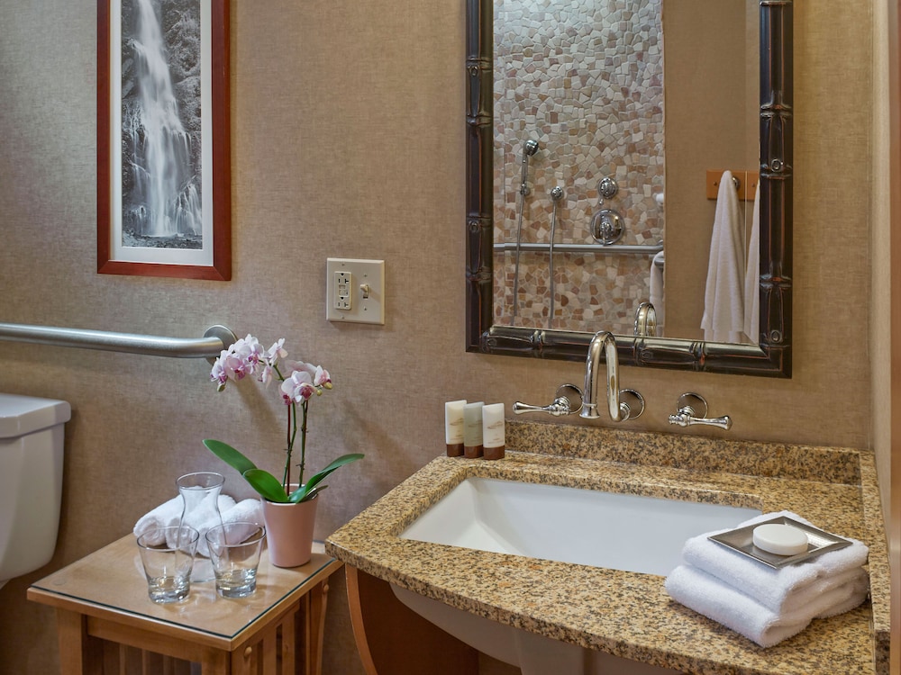 Room, 2 Queen Beds, Accessible (Resort Accessible Two Queen Room) - Photo 3
