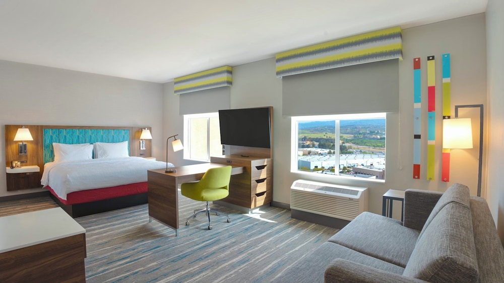 Room, 1 King Bed with Sofa bed