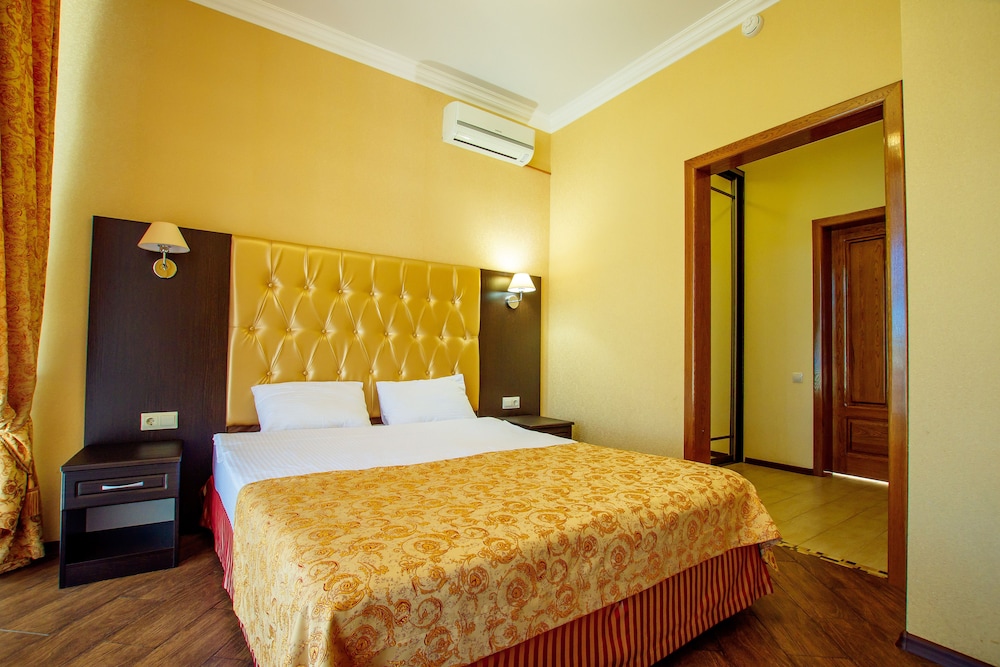 Standard Double Or Twin Room, City View photo 3