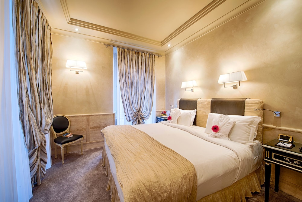 Classic Double Room