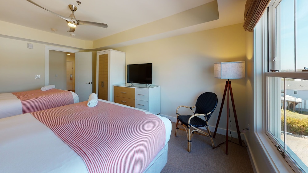Watch Hill LIghthouse Suite photo 2