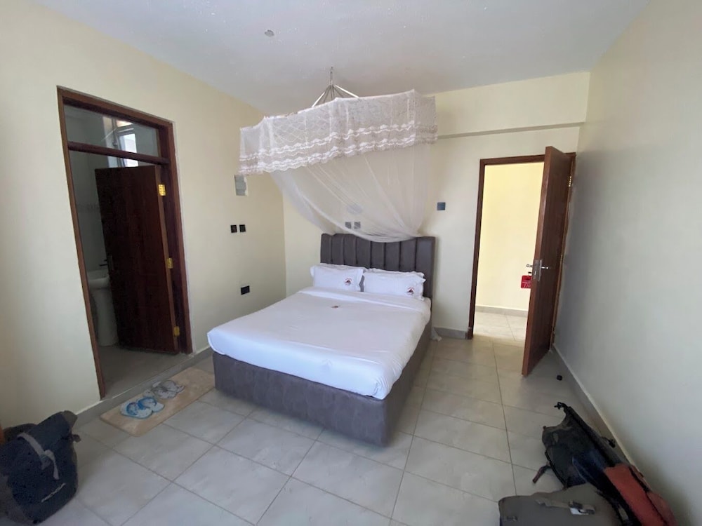 Superior Single Room, City View