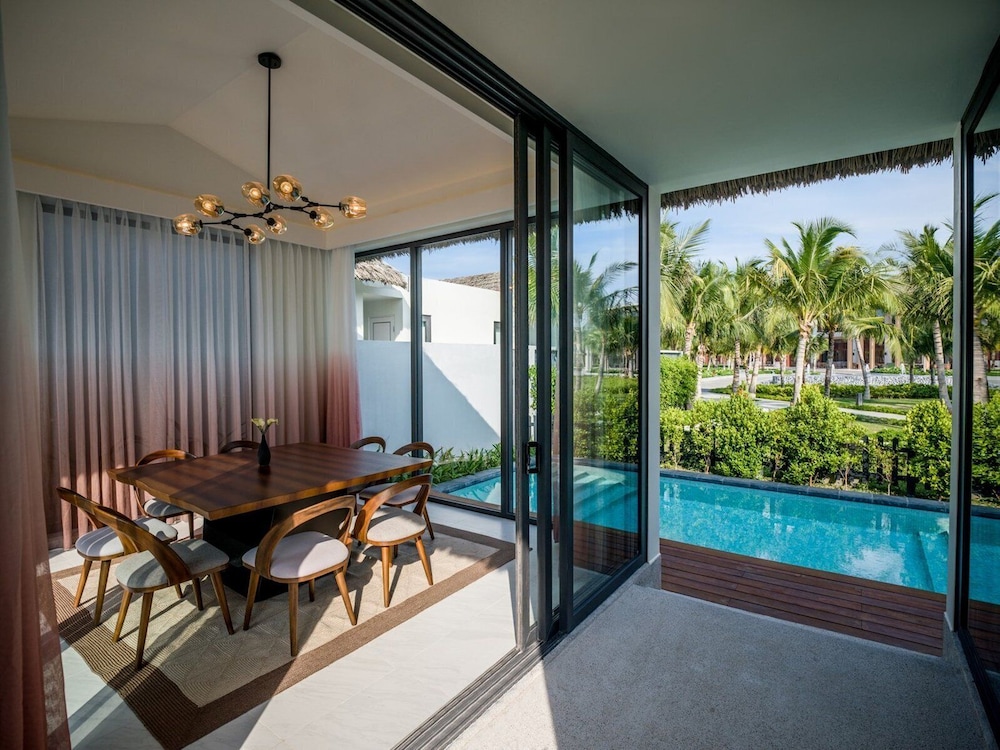 Deluxe Villa (Pool)