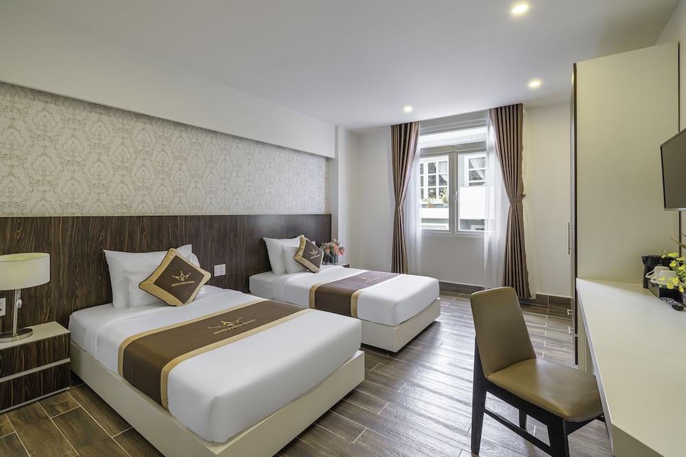 Premium Twin Room - Photo 4