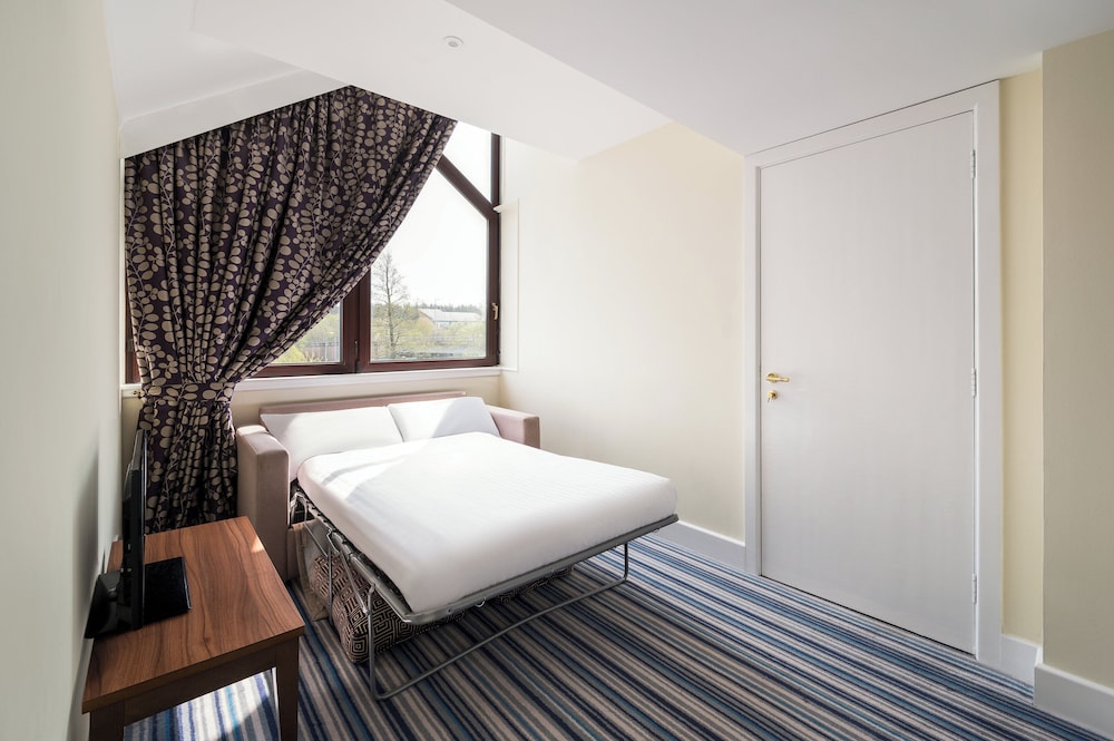 Suite, 1 Double Bed with Sofa bed - Photo 1