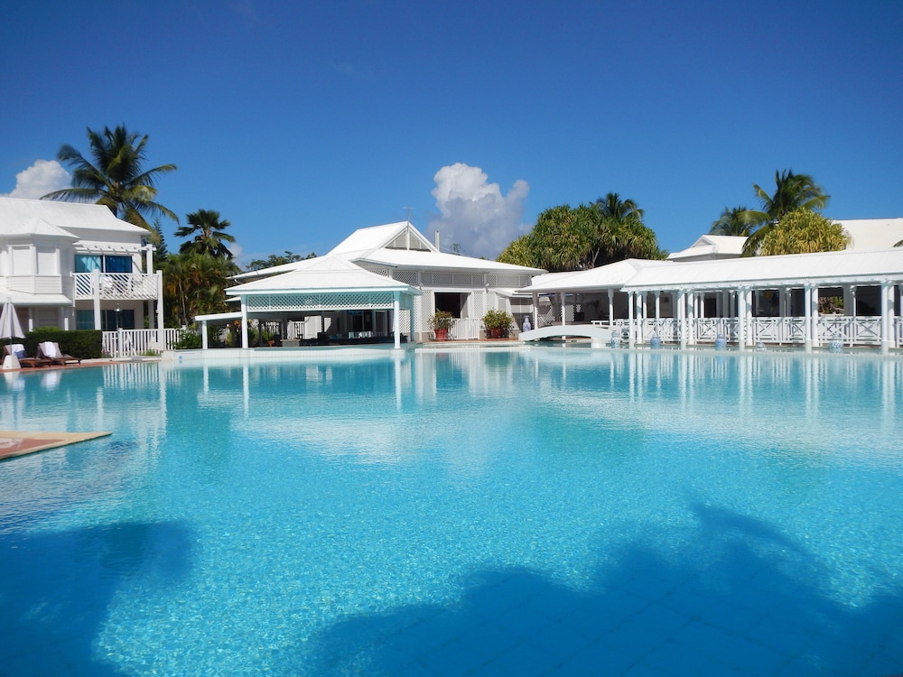Suite, Pool View photo 3