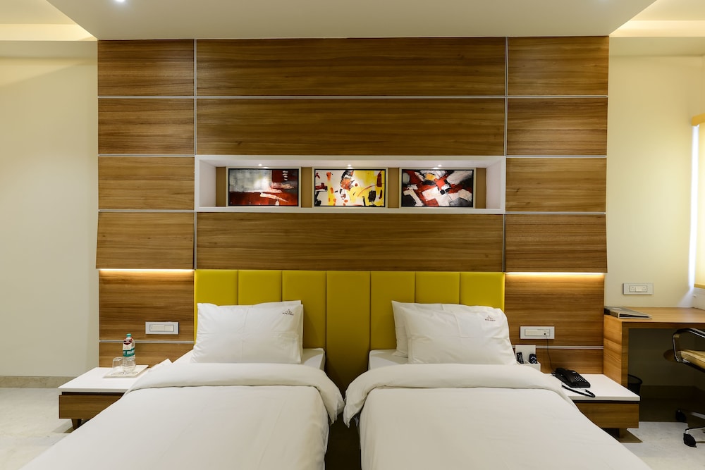Premium Room, 1 Double Bed - Photo 13