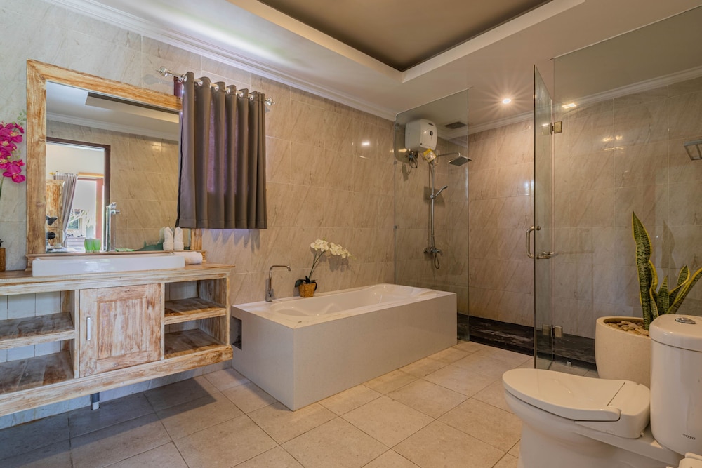 Exclusive Double Room, 1 Double Bed, Pool View - Photo 12
