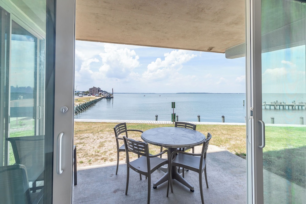 Standard Condo, 3 Bedrooms, Bay View