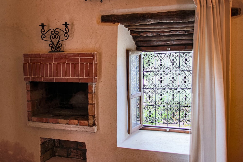 Family Room, Private Bathroom (Tikhsist) photo 1