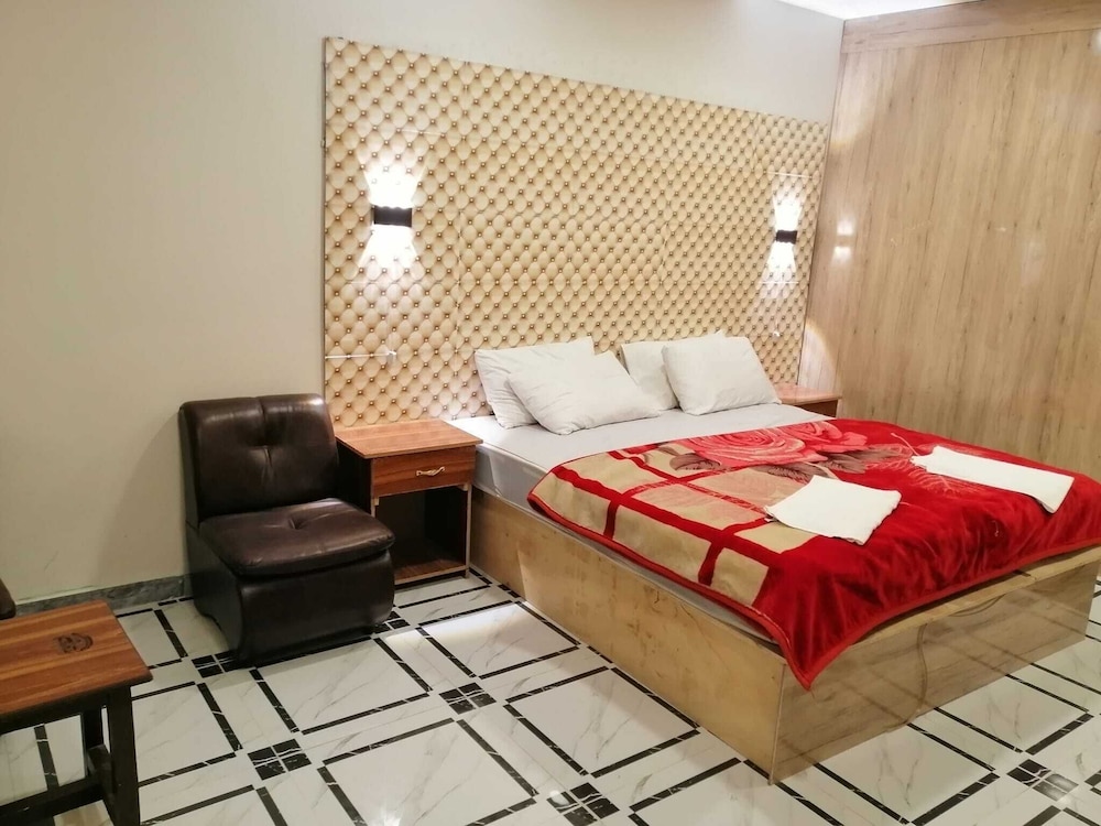 Deluxe Double Room photo 2