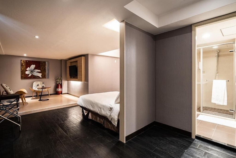 Deluxe Quadruple Room photo 3