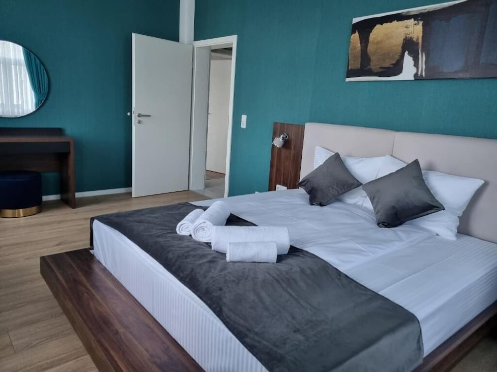 Family Apartment photo 3