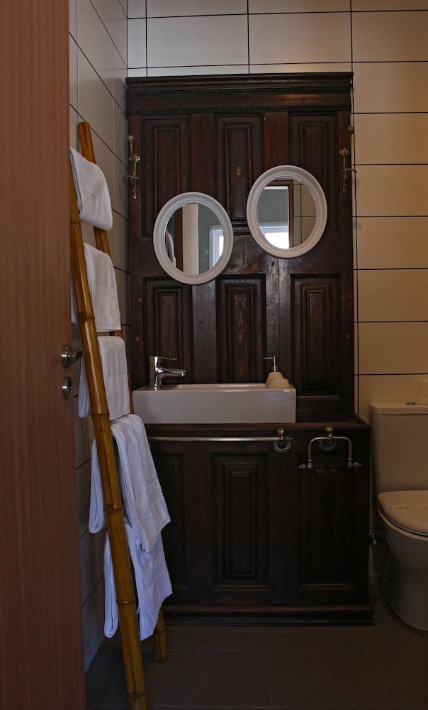 Double Room, Balcony, Partial Sea View photo 3