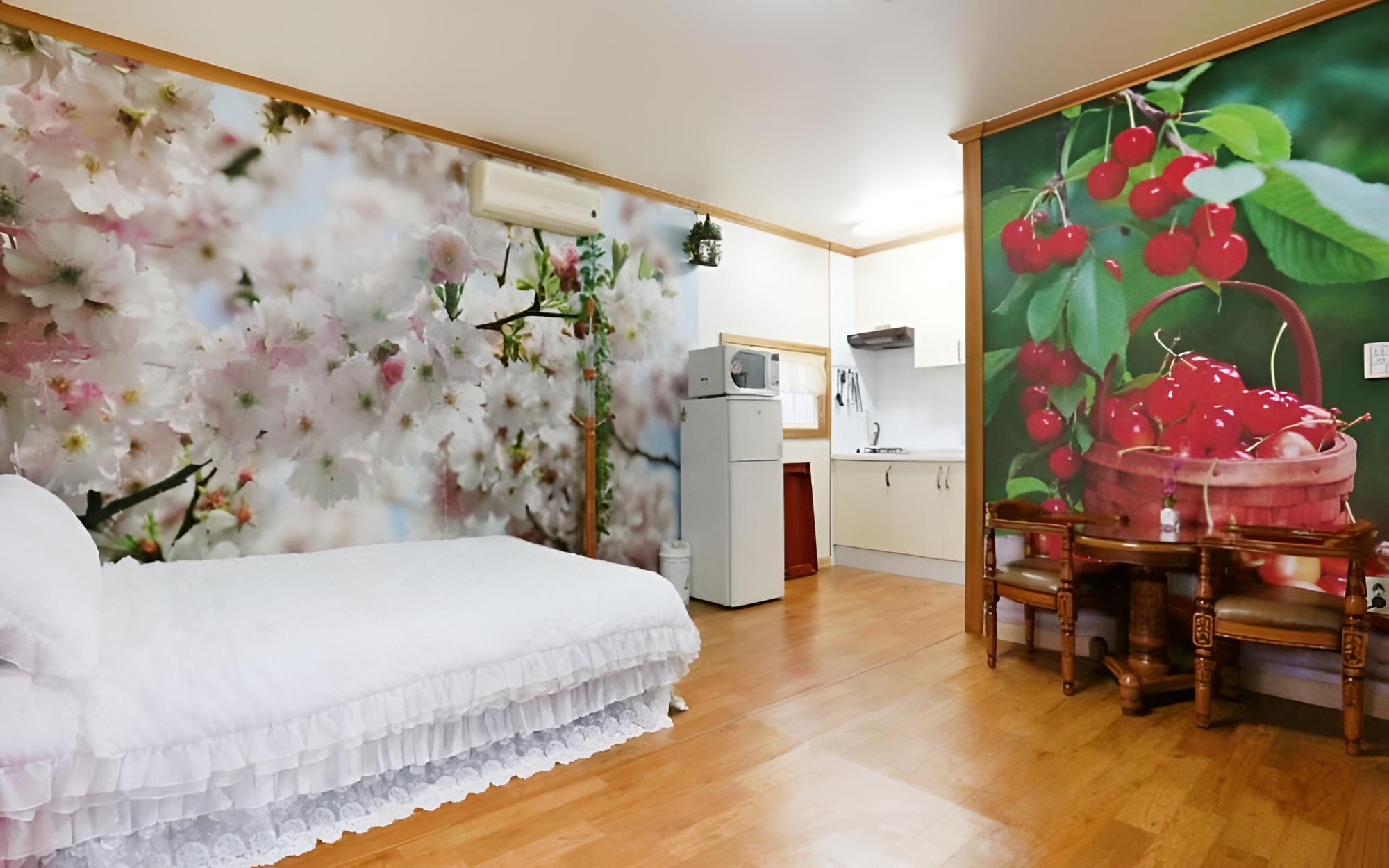 Room (River View)