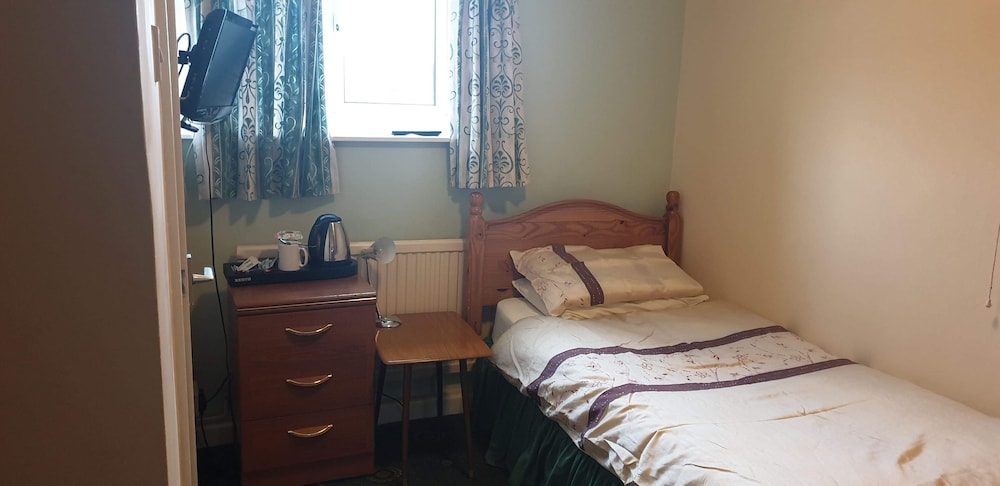 Basic Single Room photo 1