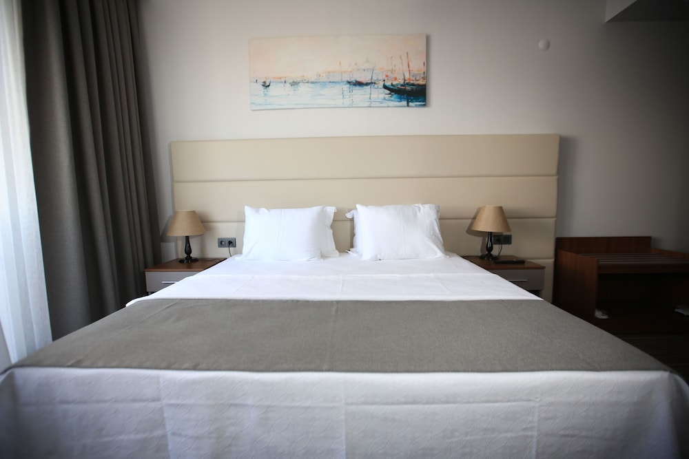 Standard Double Room Single Use photo 1