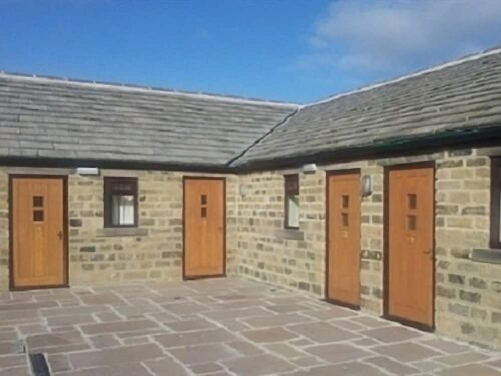 Suite, Ensuite (Double Bed and Single Bed) photo 2